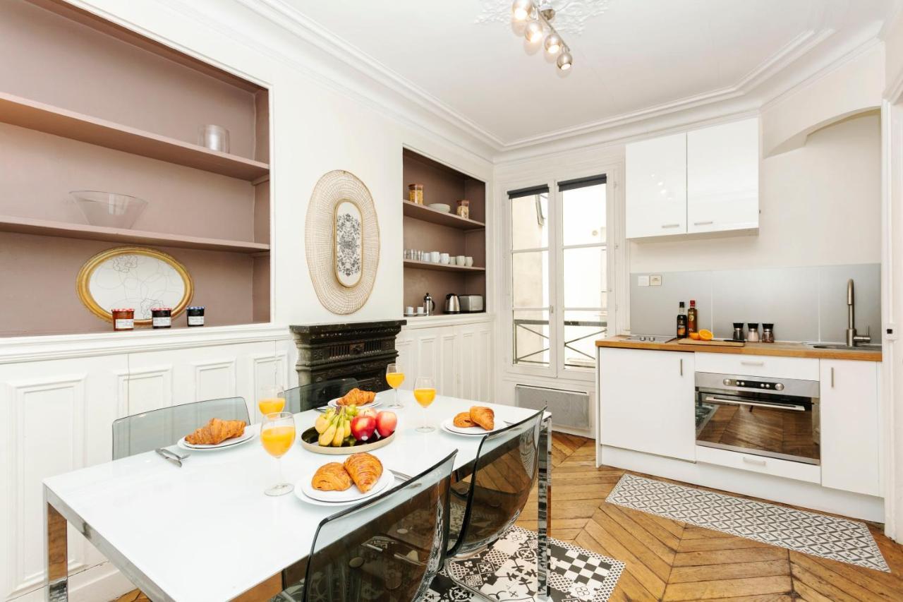 Latin Quarter With Balcony - Cityapartmentstay Париж Екстериор снимка