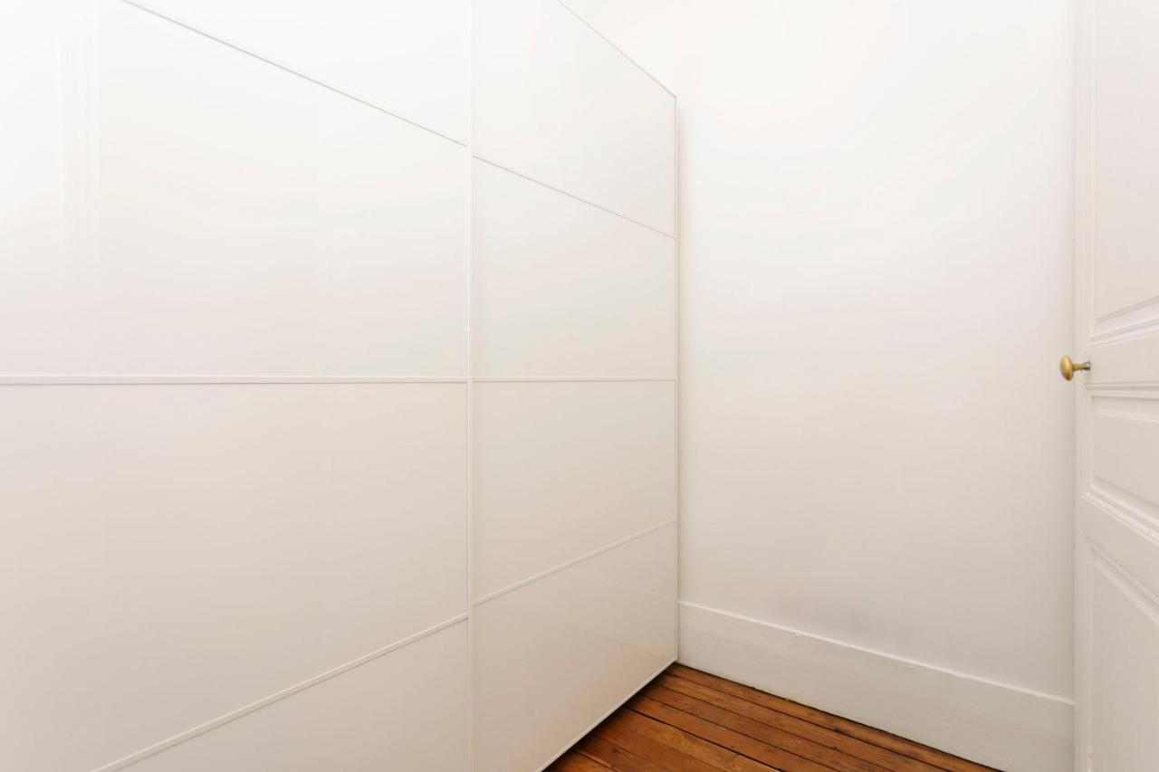 Latin Quarter With Balcony - Cityapartmentstay Париж Екстериор снимка